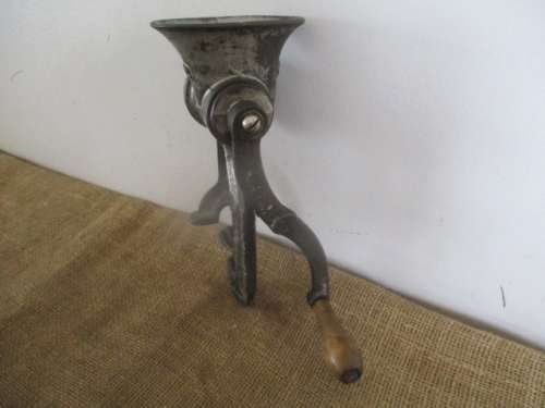 Complete Antique No 92 Spong Meat Mincer      British Made       Approx 1940's