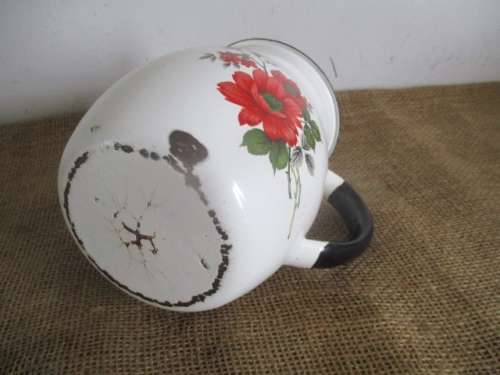 Beautiful Vintage Old Fashioned Enamel Jug With Lovely Floral Decorations