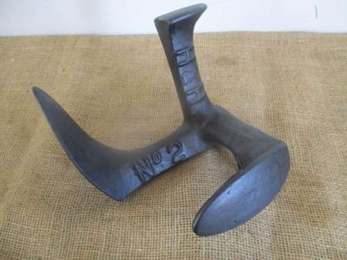 Antique Cast Iron H & H No 2 Shoe Cobblers Anvil      Early 1900's
