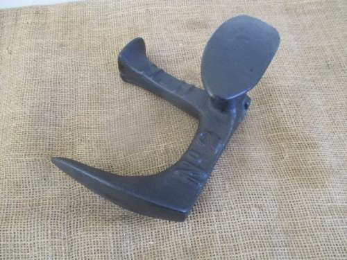 Antique Cast Iron H & H No 2 Shoe Cobblers Anvil      Early 1900's