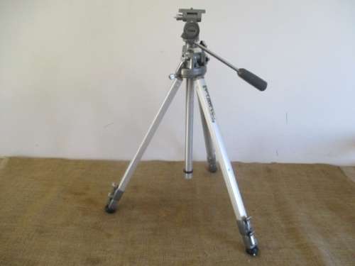 Nice Vintage Velbon VS-3 Ligth Weight Portable Aluminum Camera Tripod With Two Mounts  Japan