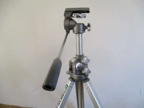 Nice Vintage Velbon VS-3 Ligth Weight Portable Aluminum Camera Tripod With Two Mounts  Japan