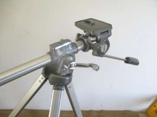 Nice Vintage Velbon VS-3 Ligth Weight Portable Aluminum Camera Tripod With Two Mounts  Japan