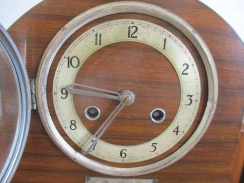 Beautiful Vintage The American Swiss Watch Co Cape Town British Made Mantel Clock With Key    1936