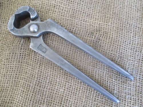 Nice Antique Solid Steel 7 inch Blacksmith Tong