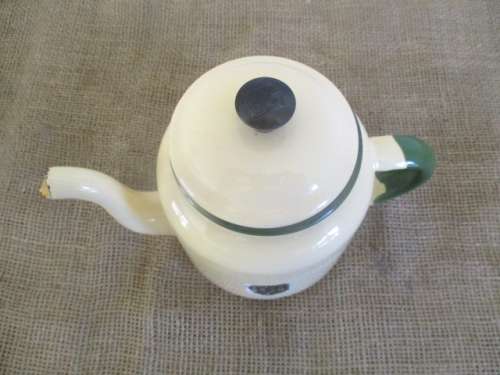 Lovely Vintage Old Fashioned Enamel Hendlers Tea Pot
