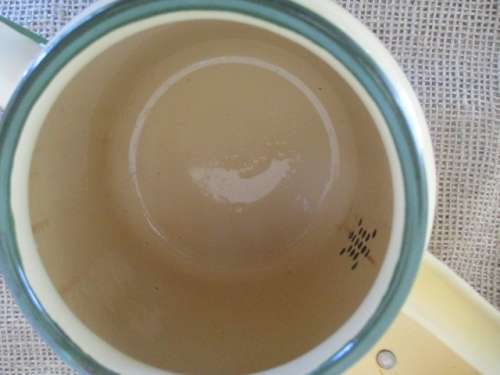 Lovely Vintage Old Fashioned Enamel Hendlers Tea Pot