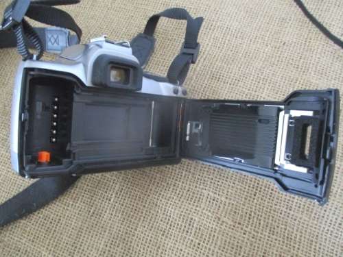 For Quintun Bid Only - Vintage Canon EOS Rebel K2 Camera With Attached Canon Zoom Lens EF 28 - 80mm