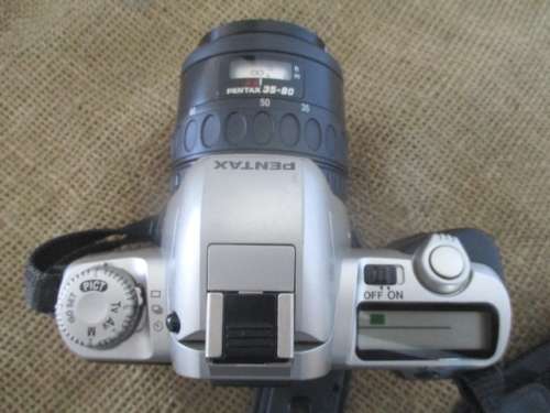 Vintage Pentax MZ - 50 Camera With Attached SMC Pentax - F 1:4 - 5.6 35 - 80mm Lens Plus Film   1997
