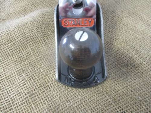 The Old Veteran... Beautiful Stanley Bailey No 4 Smoothing Plane.     Made in England