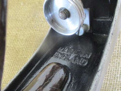 The Old Veteran... Beautiful Stanley Bailey No 4 Smoothing Plane.     Made in England