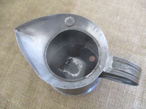 The Magnificent Two.....Vintage SRA 79 1Lt Oil Beaker & Vintage Wesco Oil Can