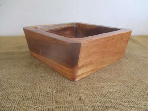 Unique And Outstanding Quality Square Shaped Solid Wood Salad Bowl