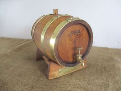 For Isak Bid Only - Beautiful Vintage Oak Wine Barrel With Brass Tap & Straps....