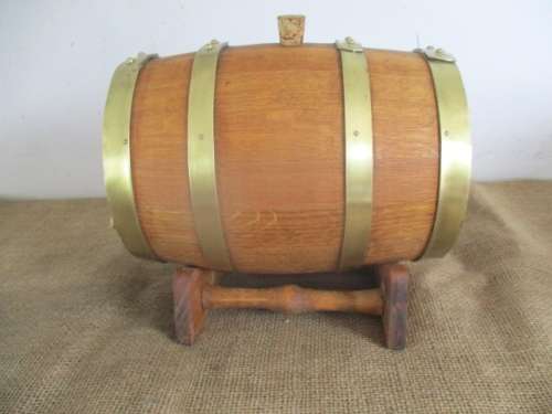 For Isak Bid Only - Beautiful Vintage Oak Wine Barrel With Brass Tap & Straps....