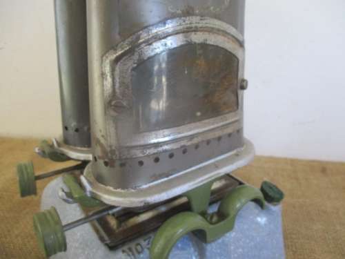 Vintage Cast Iron Beatrice No 33 Double Burner Paraffin Stove   Regd. Trade Mark 224,159   England