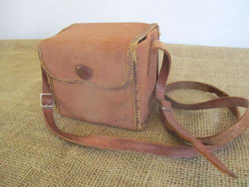 Beauty In A Box.....Antique Kodak Six-20 'Brownie' D Box Camera In Original Pouch       1946 - 1957