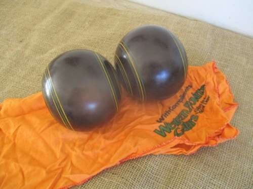 Beautiful Vintage Set Of Two Henselite Super-Grip 5" Championship Bowling Balls In Leather Bag