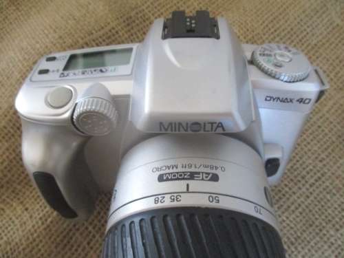 For Quintun Bid Only - Nice Vintage Minolta Dynax 40 Camera With Attached Lens & Film