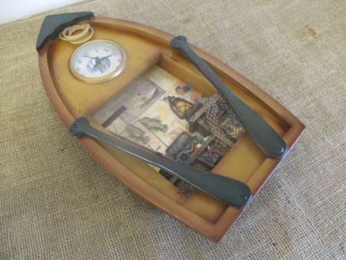 Beautiful Vintage Wall Hanging Fishing Boat Clock With Fine Detail    Working Order