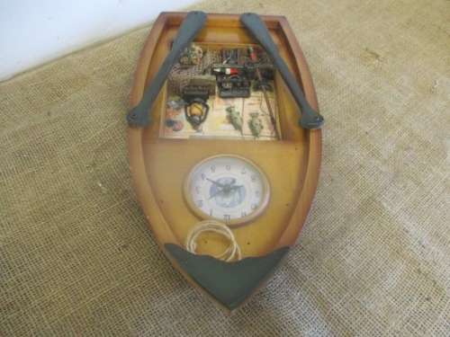 Beautiful Vintage Wall Hanging Fishing Boat Clock With Fine Detail    Working Order