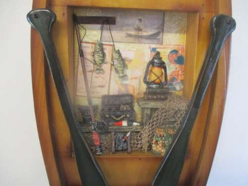 Beautiful Vintage Wall Hanging Fishing Boat Clock With Fine Detail    Working Order