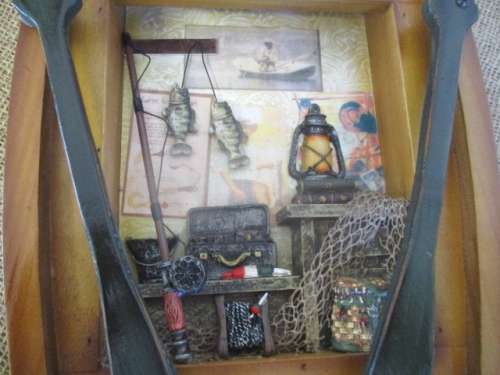 Beautiful Vintage Wall Hanging Fishing Boat Clock With Fine Detail    Working Order