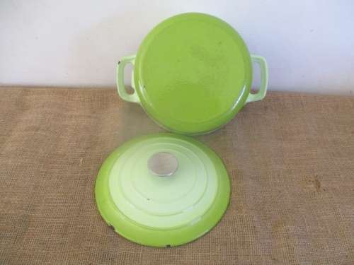 Another Good Lifetime Investment...........A Good HC Enameld Cast Iron Pot
