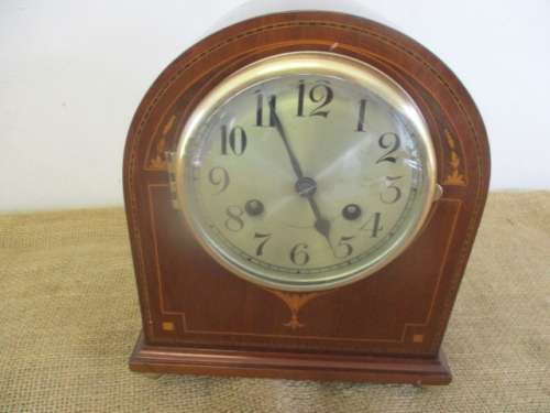 For Willem's Bid Only - Beautiful Vintage Mantel Clock With Key In Working Order