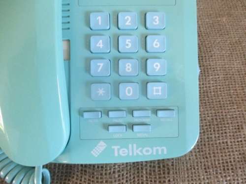 Bid For Bonjourparis Only - Beautiful Old Telkom Series 100 PIN Landline Telephone
