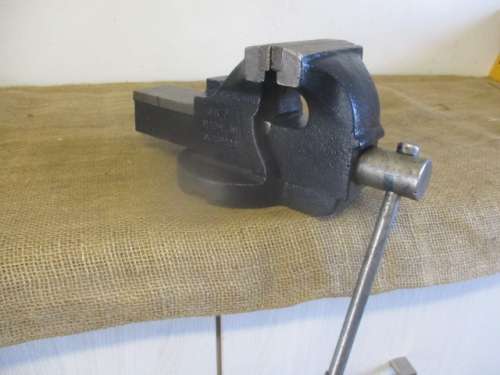 Beautiful Heavy Duty Record C/4 Workshop Bench Vise