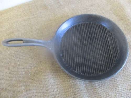 Very Rare Vintage AGA 10 1/2" Cast Iron Skillet
