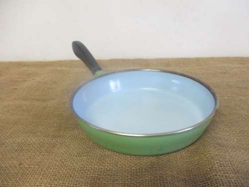Lovely Vintage Genuine Old Fashioned Enamel Frying Pan