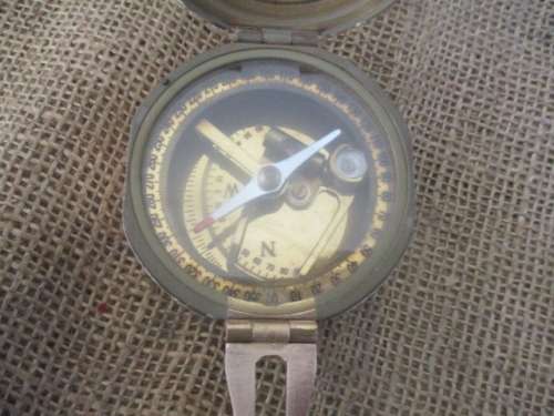 Beautiful Vintage Brass Stanley London Natural Sine Compass In LovelyTapped Wooden Box   +- 1940's