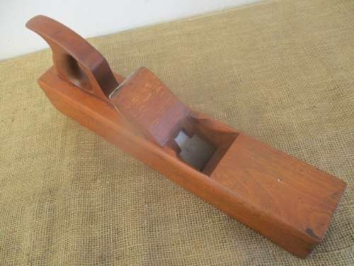 Brilliant Vintage 17" Solid Wooden Hand Plane         Early 1900's