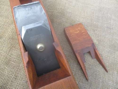 Brilliant Vintage 17" Solid Wooden Hand Plane         Early 1900's