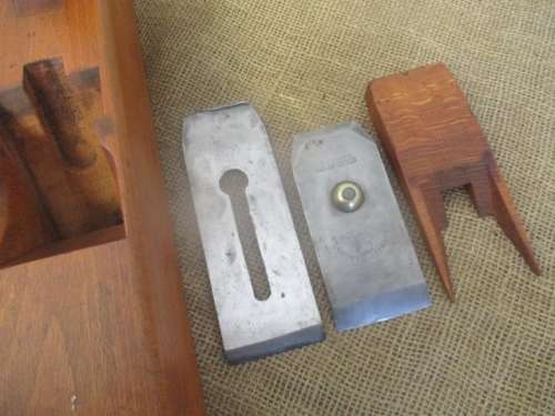 Brilliant Vintage 17" Solid Wooden Hand Plane         Early 1900's
