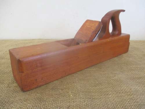 Brilliant Vintage 17" Solid Wooden Hand Plane         Early 1900's