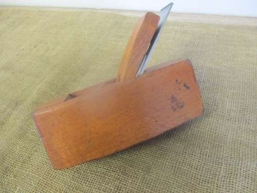 Beautiful Vintage 8" Solid Wooden Hand Plane          Early 1900's
