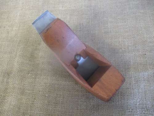 Beautiful Vintage 8" Solid Wooden Hand Plane          Early 1900's