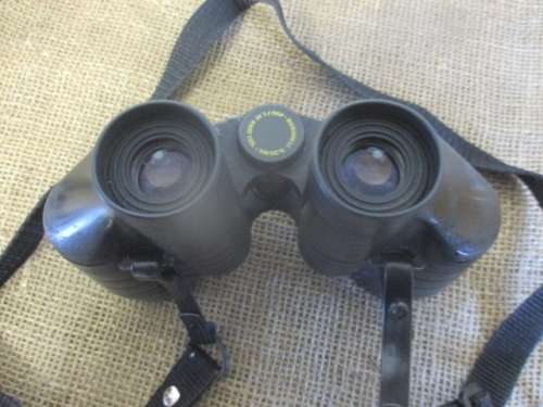 Vintage Bushnell InstaVision 7x35 490 FT. AT 1000 YDS Binocular With Shoulder Strap In Original Bag