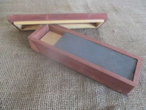 Nice To Have......This Double Sided Oil Grinding Stone In Wooden Box