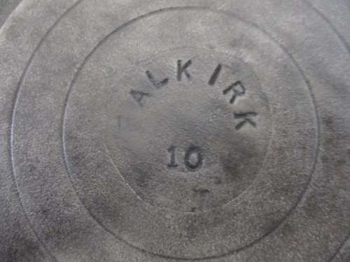 Simply The Best For Potbrood...... Real Good Size Cast Iron Flat Bottom Pot