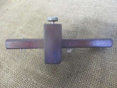 Beautful Vintage 7 1/4" Carpenters Wood Working Scribe