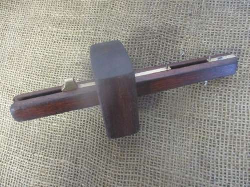 Beautful Vintage 7 1/4" Carpenters Wood Working Scribe