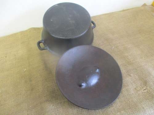 Undoubtedly The Best For Potbrood.....Nice Size Taiwan 41/2 Qt Dutch Oven Cast Iron Flat Bottom Pot