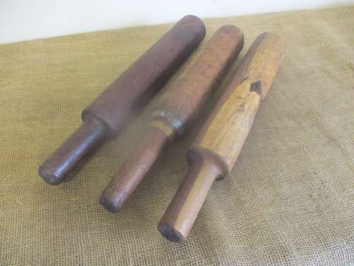 Wat Van `n Stukkie Regte Egte Boerekutuur........Drie Oudtydse Hout Skeie