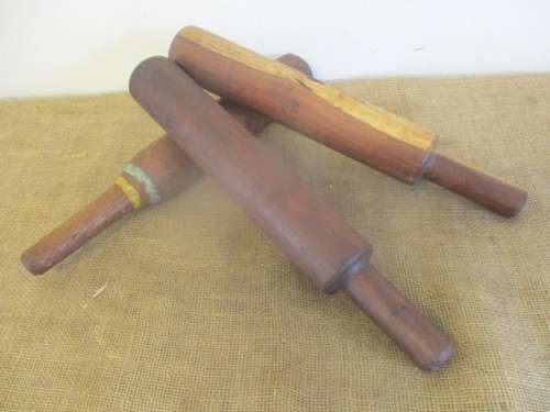 Wat Van `n Stukkie Regte Egte Boerekutuur........Drie Oudtydse Hout Skeie