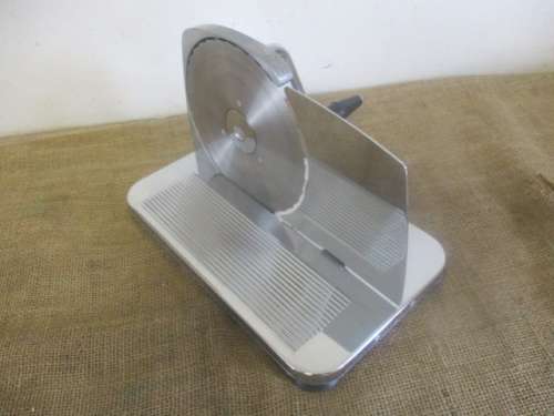 Lovely Vintage Pineware Stainless Bread Slicer