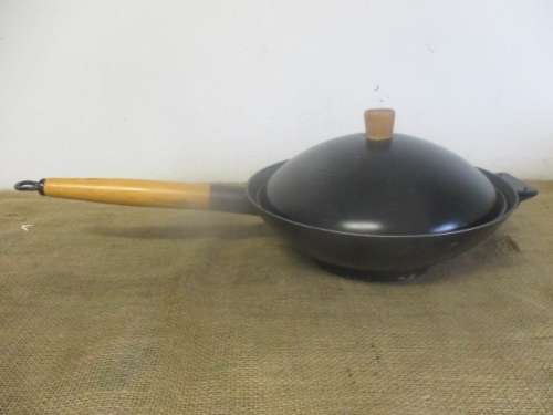 Authentic And Genuine Ken Hom Wood Handle Non-Stick Carbon Steel Wok